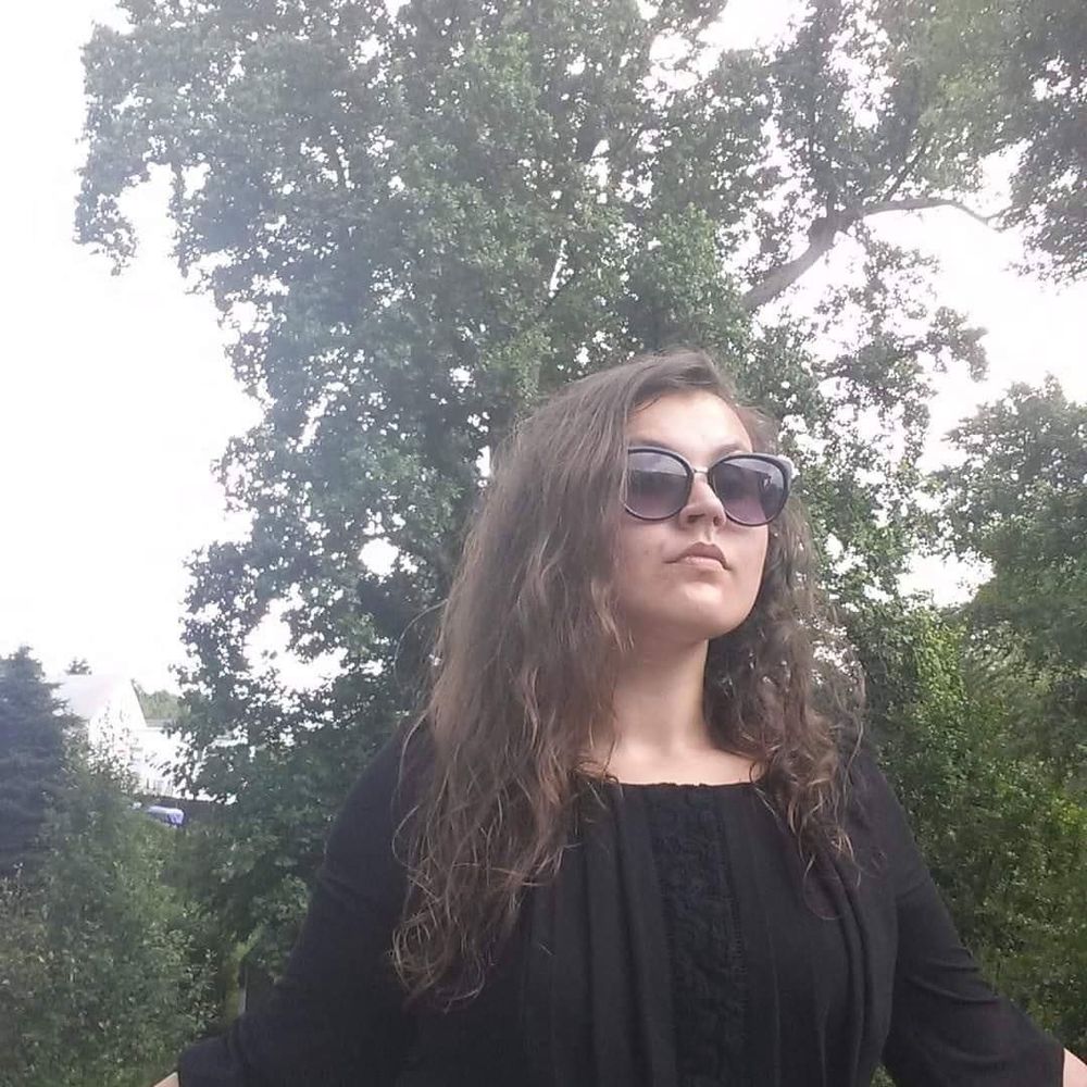 Meet your Posher, Sandra